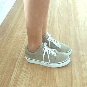 SAGE GREEN OLD SKOOL VANS!